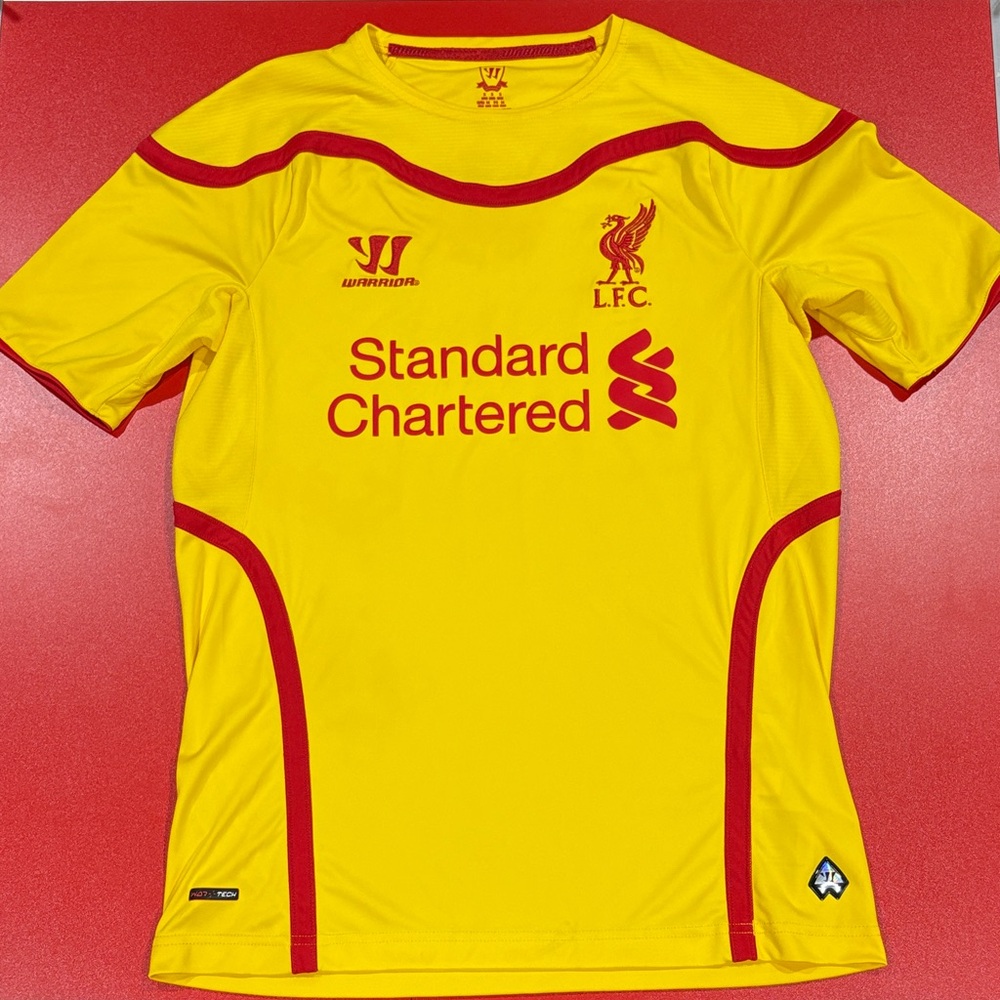Liverpool 2014 away shirt, men’s small